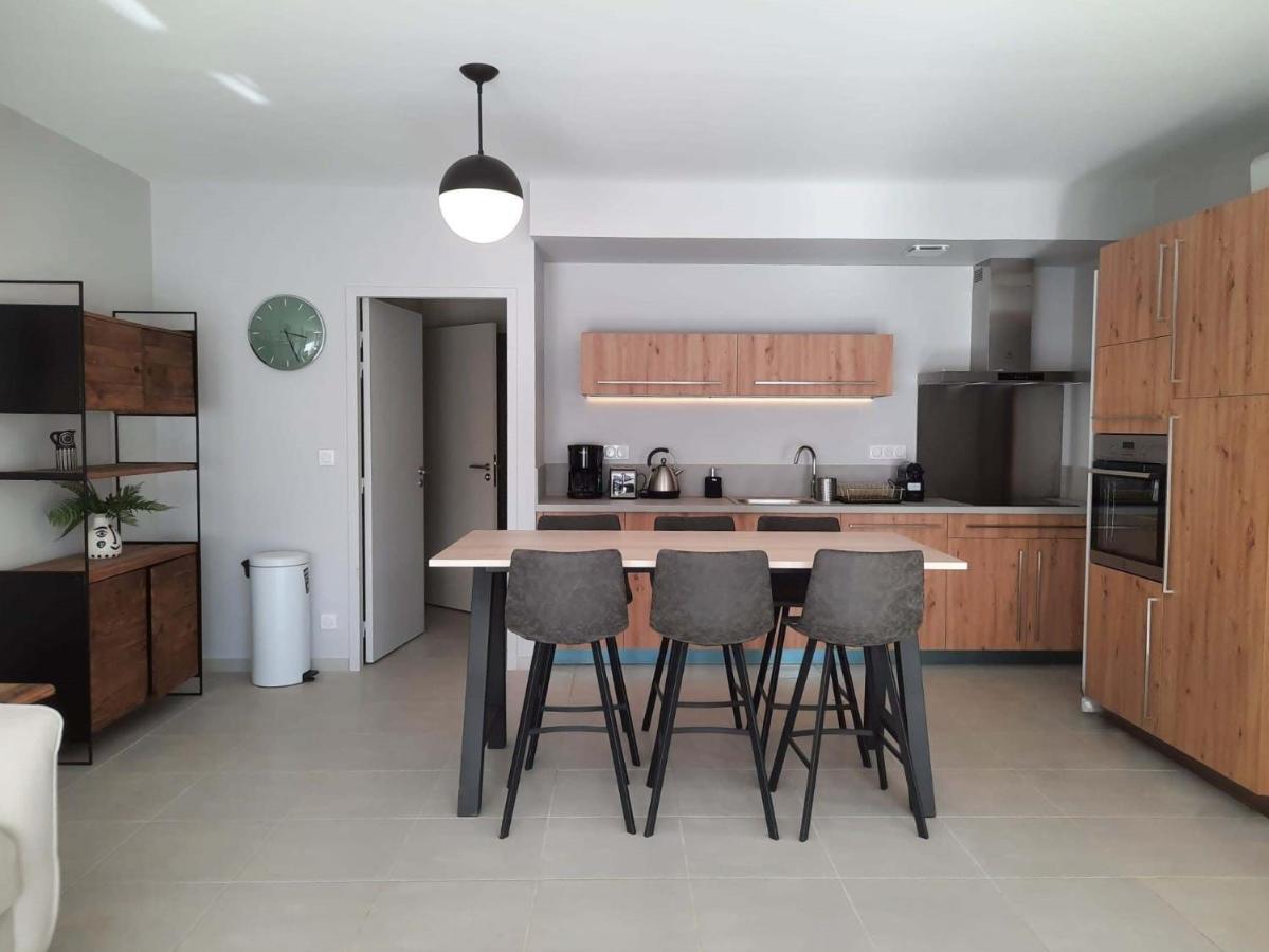 Bella, Jacuzzi Partage & Parking Avec Borne De Recharge Voiture Electrique Apartment Сарла-ла-Канеда Екстериор снимка