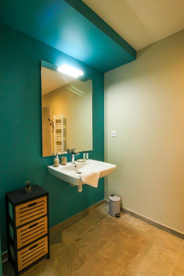 Bella, Jacuzzi Partage & Parking Avec Borne De Recharge Voiture Electrique Apartment Сарла-ла-Канеда Екстериор снимка